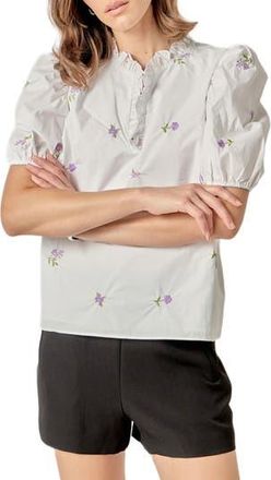 English Factory Floral Embroidery V-Neck Top in White at Nordstrom Rack, Size X-Small