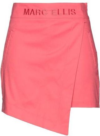 Marc Ellis BOTTOMWEAR - Shorts & Bermuda Shorts sur YOOX.COM