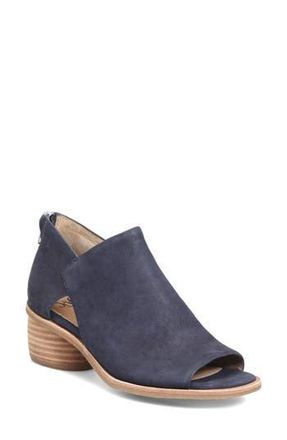 S&ouml;fft Carleigh Peep Toe Bootie in Sky at Nordstrom Rack, Size 7.5