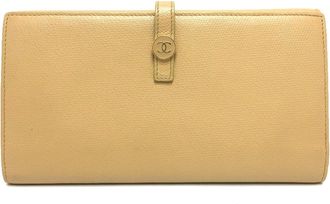 Chanel Beige Leather Long Wallet (Bi-Fold) (Pre-Owned)