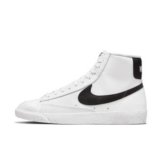Nike Nike Wmns Blazer Mid 77 Jumbo Dq1471 100 Col.Bianco-Nero 38 1/2/Bianco Nero