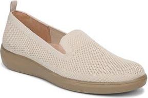 Life Stride Nelly Slip-On in Almond Milk at Nordstrom Rack, Size 9.5