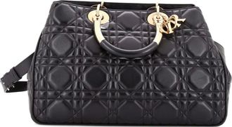 Dior Borsa tote Lady 95.22 grande in pelle goffrata con motivo Cannage - Nero