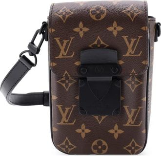 Louis Vuitton S Lock Vertical Wearable Wallet Macassar canvas crossbodytas met monogram - Bruin