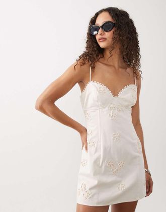 Asos Prendisole lungo con spalline sottili bianco antico a fiori