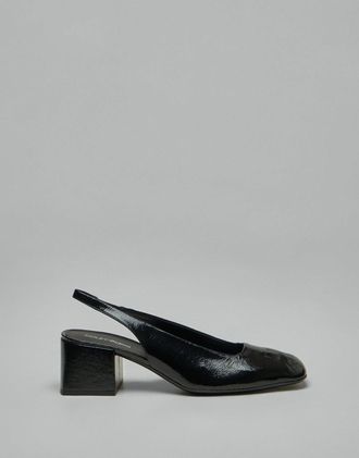 Courr&egrave;ges Heritage Vinyl Slingbacks