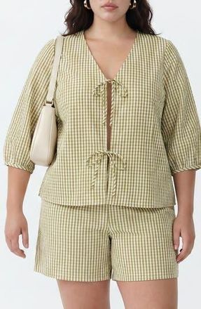 Vero Moda Gingham Tie Front Top in Fog Green W/Willow Checks at Nordstrom Rack, Size 20W