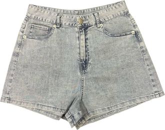 Sadie & Sage Good Luck Stretch Denim Shorts In Light Wash