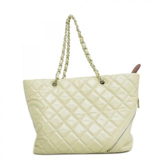 Chanel Ivory Leather Tote Bag (Pre-Owned)