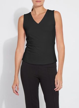 Lyss&eacute; Essential V-Neck Shell