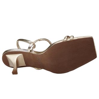Seychelles Banks Platinum Metallic Leather BANKS-060 Womens