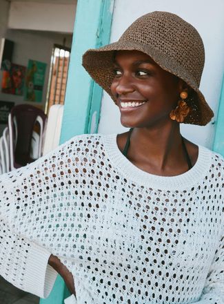 Simons Womens Crocheted paper straw cloche hat