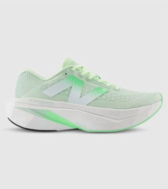New Balance Mens Fuelcell Supercomp Trainer V3 Shoe In Green Green