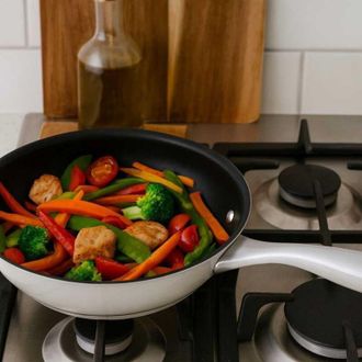 Cosy & Trendy Po&ecirc;le Classic Cosy & Trendy &Oslash;30 Cm Acier Inoxydable Anti-adh&eacute;sive Tous Feux Dont Induction