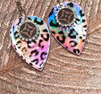White Label Womens Iridescent Leopard Teardrop Earrings In Pink