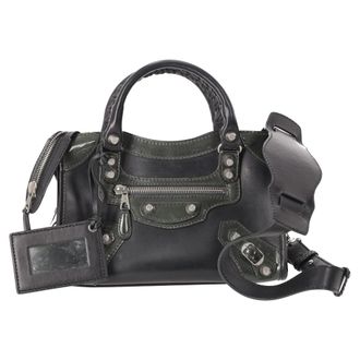 Balenciaga Balenciaga Holiday Mini City Giant Studs tas in zwart kalfsleer