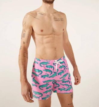 Chubbies The Glades 5.5 Stretch Classic Swim Trunk In Pink Alligator