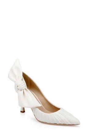 Badgley Mischka Vanesa Pointed Toe Pump in Ivory Fabric at Nordstrom Rack, Size 7.5