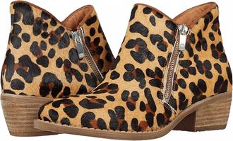 Eric Michael Womens Dallas Ankle Boots In Leopard