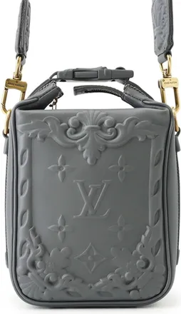 Louis Vuitton Gray Leather Handbag Shoulder Bag (Pre-Owned)