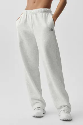 Alo | Accolade Straight Leg Sweatpant in White Heather, Size: Medium