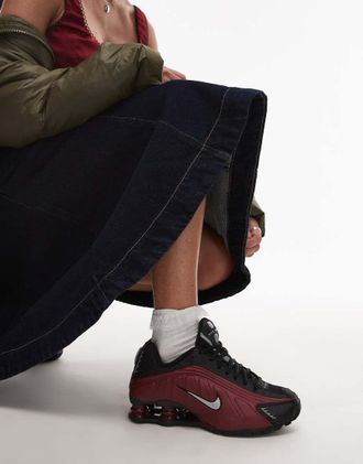 Nike Shox R4 - Sneakers nere e rosse-Nero