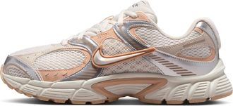 Nike Womens V5 RNR Shoes with Reflective Accents in Grey | HQ7901-012