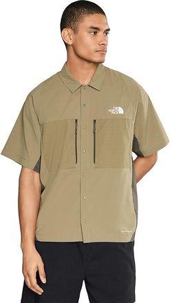 The North Face Trail Lightrangetm Short Sleeve Shirt Mens Clothing Cedar/New Taupe Green : MD, Polyester