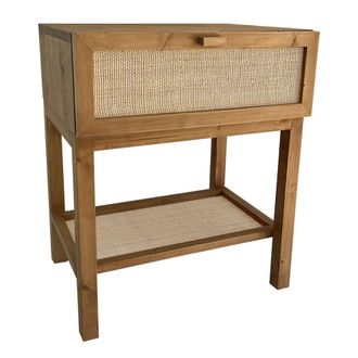 NATYAL Mesita de noche de madera en tono roble con balda y caj&oacute;n de rafia
