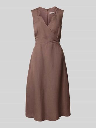 Christian Berg Midikleid aus Leinen-Viskose-Mix in Wickel-Optik in Mittelbraun, Gr&ouml;&szlig;e 48