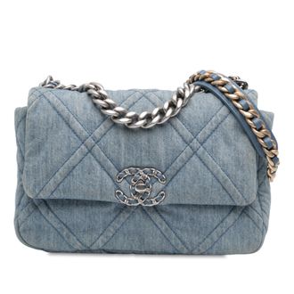 Chanel Pre-owned Womens 19 Flap Bag Quilted Denim - Light Grey Textile - One Size