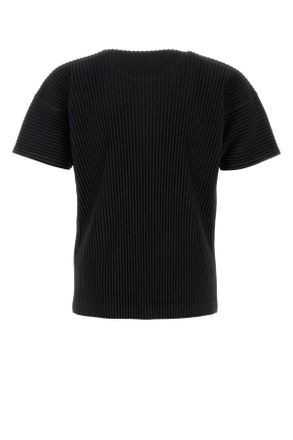 Homme Pliss&eacute; Issey Miyake Pleated Polyester T-Shirt - Black