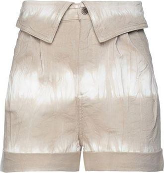 Stella McCartney BOTTOMWEAR - Shorts & Bermuda Shorts sur YOOX.COM
