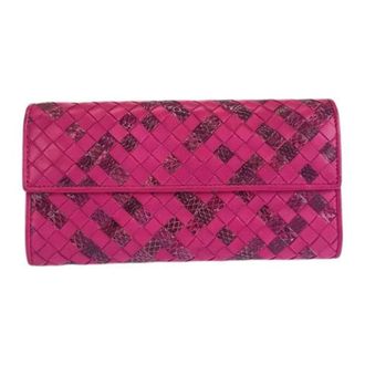 Bottega Veneta Pre-owned Wallets, female, Pink, Size: ONE SIZE Pre-owned Pink Intrecciato Leather Python Wallet