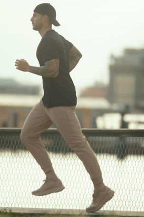 Alo | Co-Op Pants (Regular) in Gravel Beige, Size: Medium