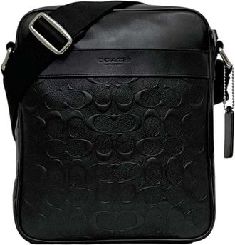 Coach Black Leather Shoulder Bag (Pre-Owned)