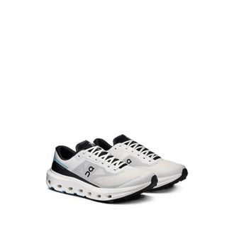 On Running Cloudvista Sneaker - White