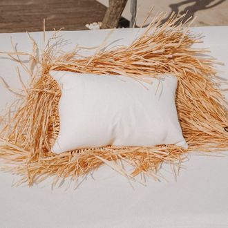 MX HOME Cojin blanco con flequillo