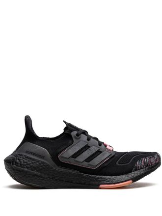 adidas Ultraboost 22 Black/Beam Pink sneakers