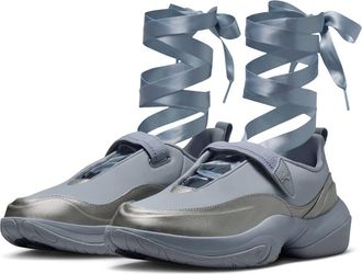 Nike Jordan The Jordan Pointe Sneaker in 002 M Silv/ptndst at Nordstrom, Size 10.5