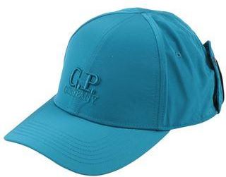C.P. Company ACCESSORIES - Hats sur YOOX.COM