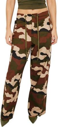 Good American Parachute Cargo Joggers in Fatigue Green Camo01 at Nordstrom Rack, Size Medium
