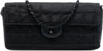 Chanel Tweedehands Nieuwe Travel Lijn Nylon Oost-West Klep