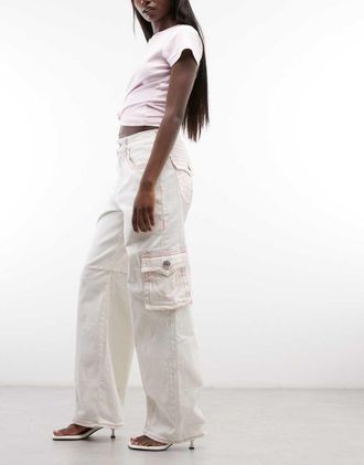 True Religion Bailey - Pantaloni cargo ampi con gamba a cilindro bianco sporco con tasche con patta