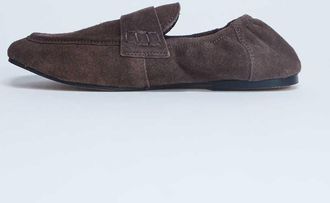 Topshop Brooks - Mocassini in vera pelle scamosciata color cioccolato con parte posteriore arricciata-Marrone