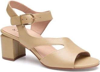 Johnston & Murphy Samantha Slingback Sandal in Sand Nappa Leather at Nordstrom, Size 6.5