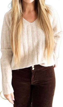 Pinch Design V-Neck Textured Knit Sweater In Oatmeal