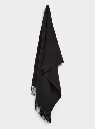 Simons Womens Ultra-soft solid fringed scarf