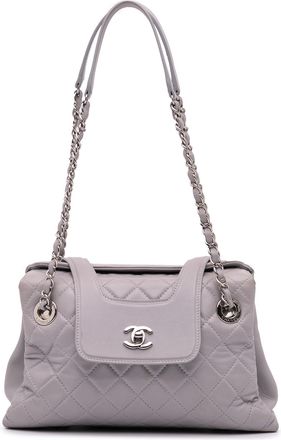 Chanel Pre-owned Womens Quilted Leather Tote Bag - Grey - One Size