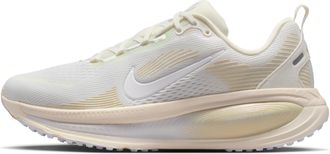 Nike Womens Vomero 18 Road Running Shoes in White | IO9915-100
